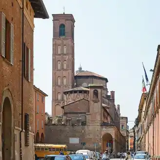 piazza giuseppe verdi bologna