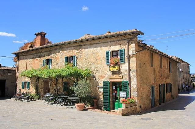 angoli monteriggioni siena