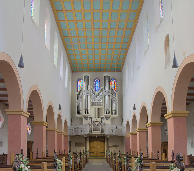 interni chiesa di st suitbertus