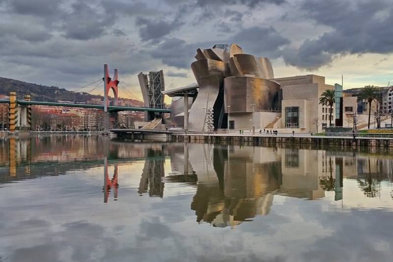 museo guggenheim bilbao