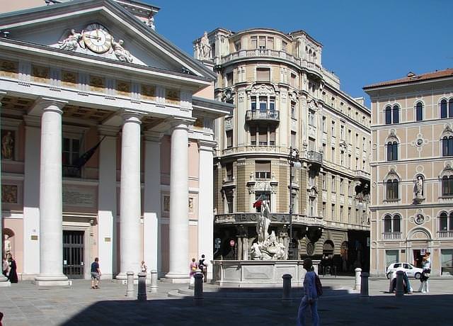 palazzo storico trieste