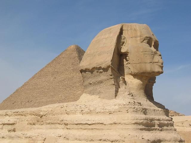 piramidi piana di giza il cairo