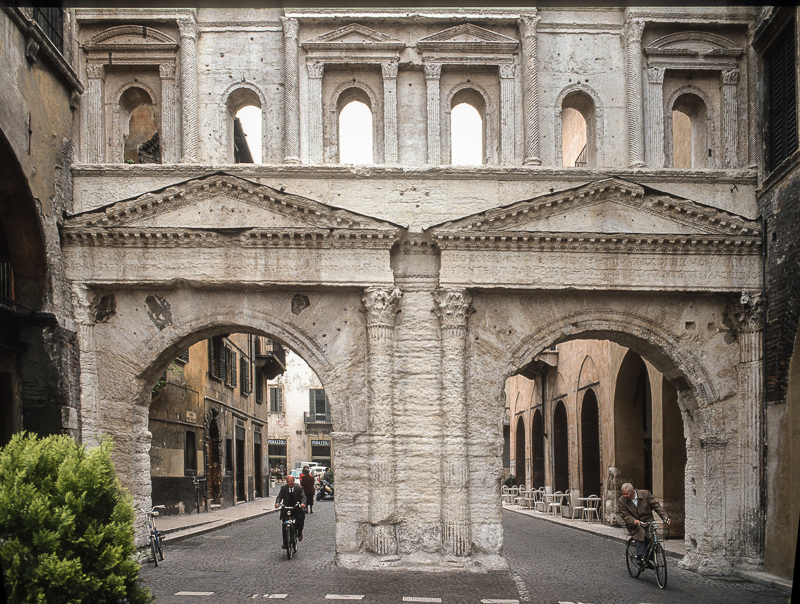 porta borsari verona