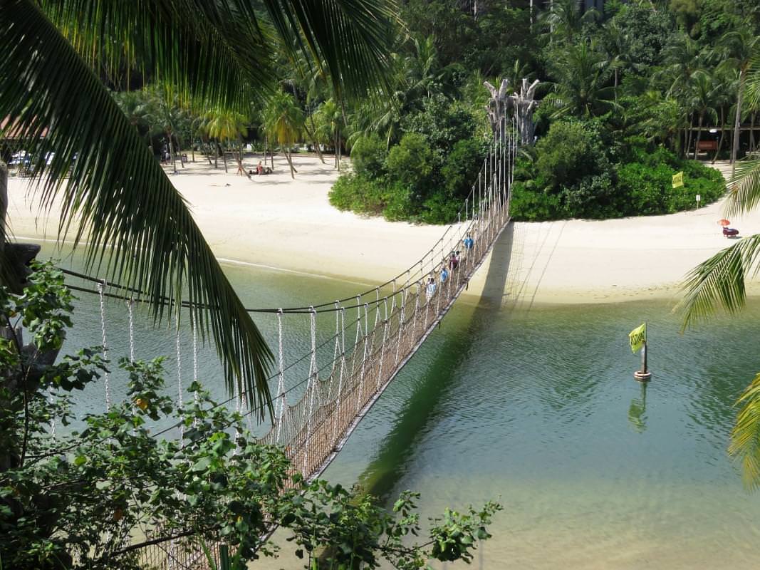 sentosa spiaggia singapore 2