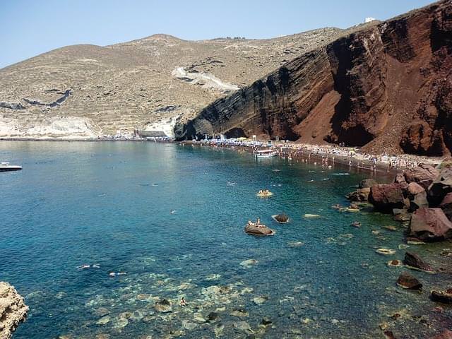 spiaggia rossa santorini