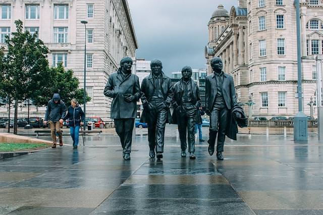 statua beatles 1