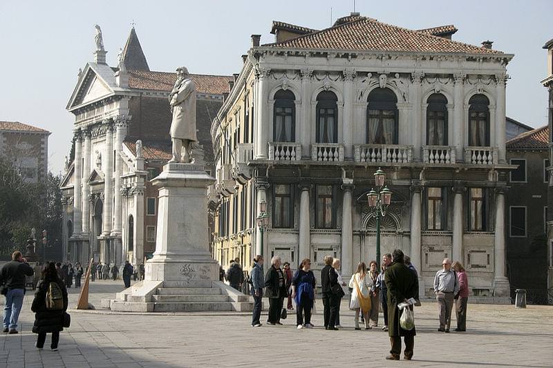 venice palazzo loredan a campo s stefano